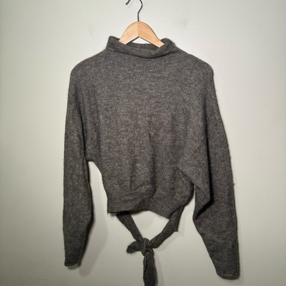 Wilfred aritzia Lorin  wool blend sweater M - Picture 2 of 6